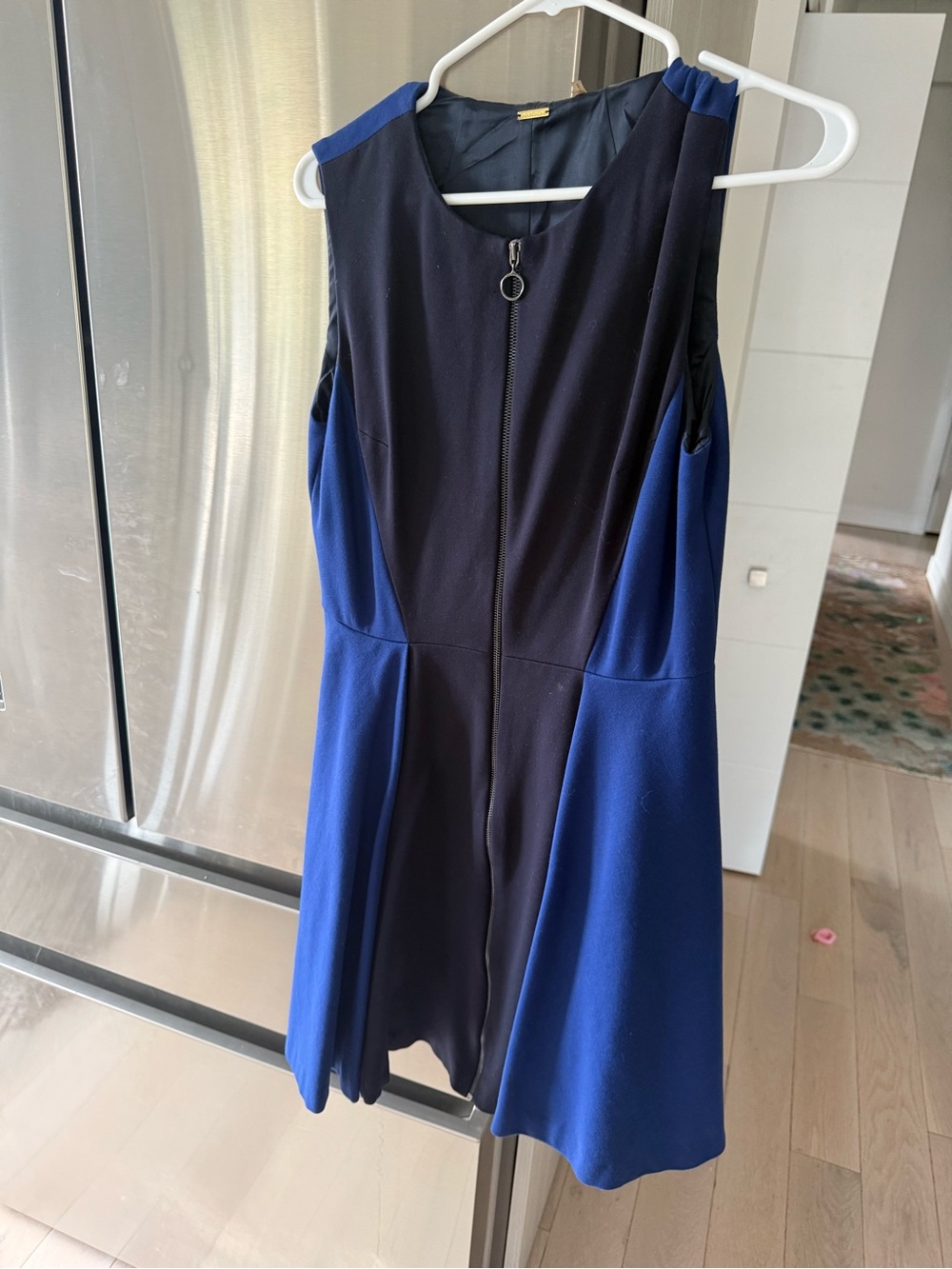 Elie Tahari Navy and Black Colorblock Midi Dress
